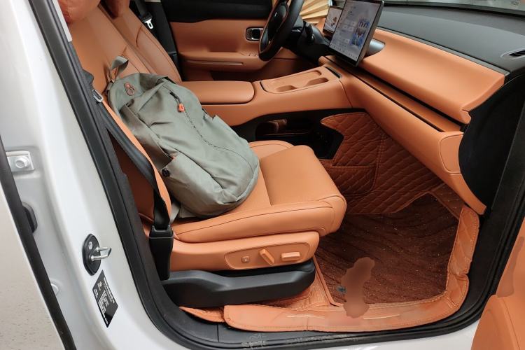 Used Leapmotor C16 2026 All-Electric 630 LiDAR Zhizun Edition 6 Seats