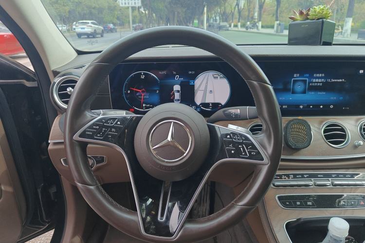 Used Mercedes-Benz E-Class 2021 Facelift E 300 L Stylish Edition Steering Wheel