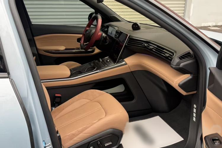 Used Nio ES6 2019 430 km Performance Version
