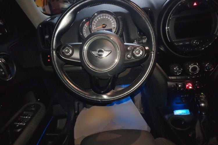 Used MINI Countryman 2017 1.5T COOPER ALL4 Steering Wheel