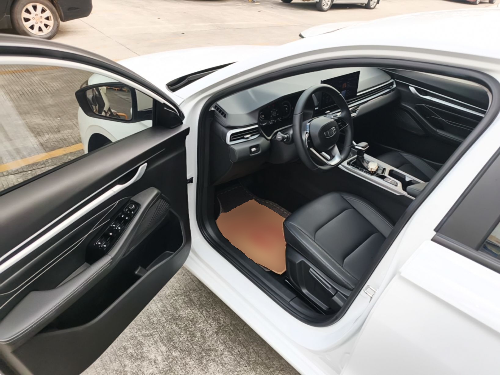 Geely Auto Emgrand 2025 4th Generation 1.5L CVT Longteng Edition — снимка 18