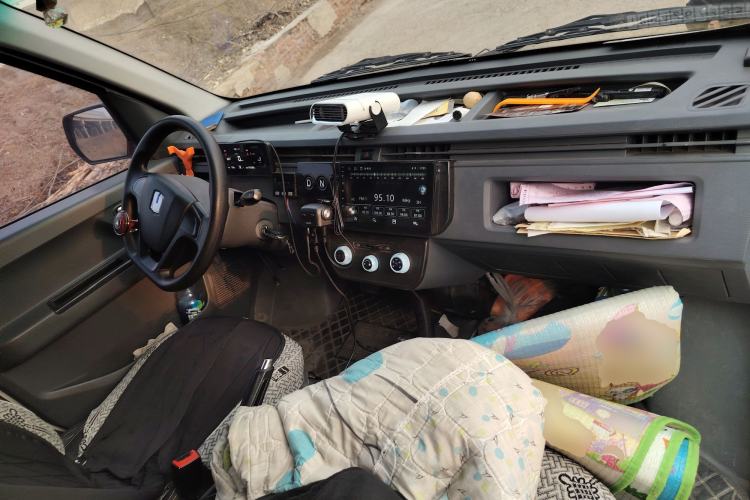 Used Farizon Xingxiang V 2023 V6E Ningde Times 41.86kWh Value Edition Center Console