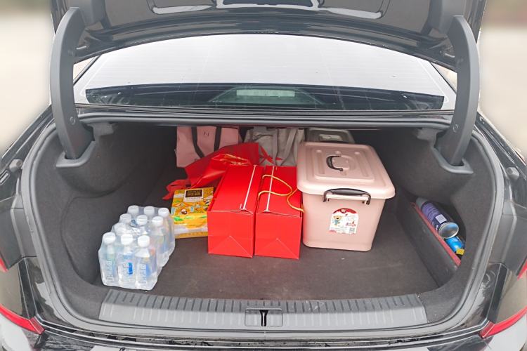 Used Volkswagen Passat New Energy 2022 430 PHEV Hybrid Luxury Edition Trunk