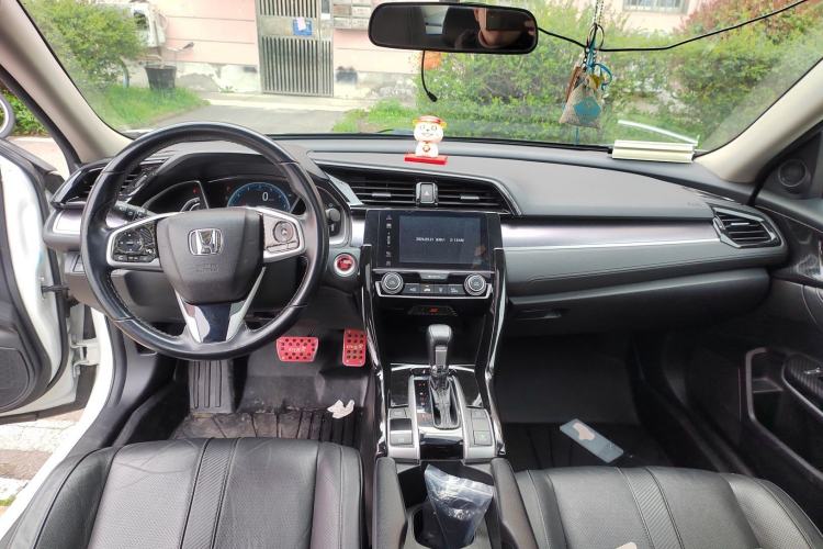 Used Honda Civic 2016 220TURBO CVT Prestige Edition
