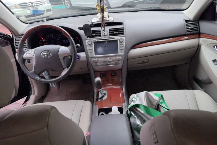 Used Toyota Camry 2013 200G Classic Luxury Edition Center Console