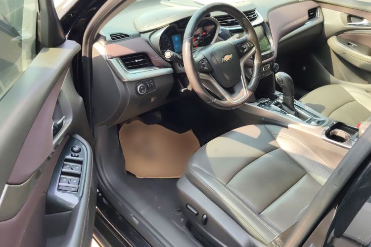 Used Chevrolet Malibu 2018 530T Automatic Fashion Edition Driver Seat