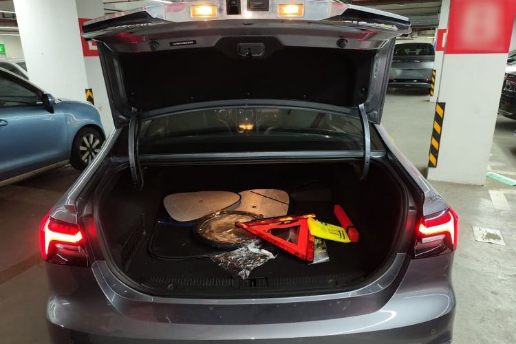 Used Roewe i6 MAX New Energy 2020 1.5T PHEV Sporty Cool Edition Trunk