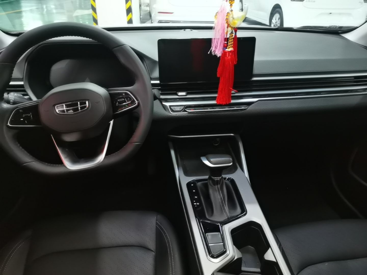 Geely Auto Emgrand 2022 4th Generation 1.5L CVT Luxury Model - Premium — снимка 12