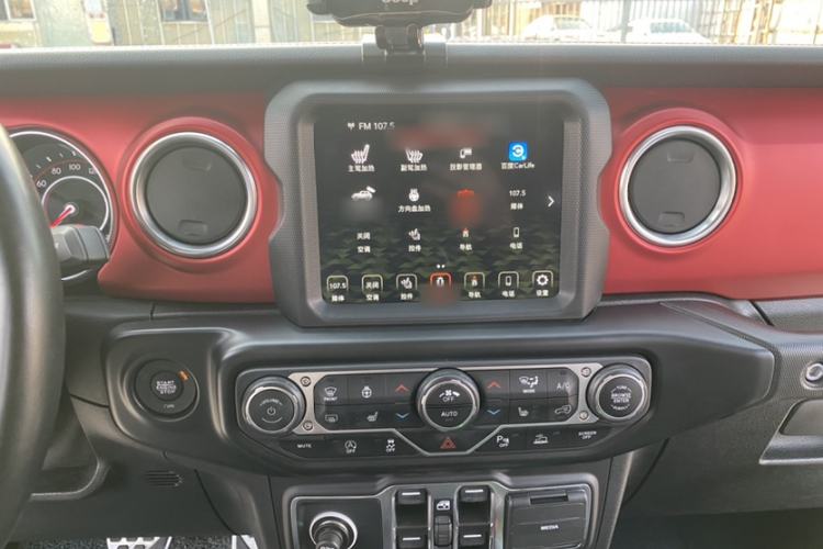 Used Jeep Wrangler 2021 2.0T Robin Hood Four-Door Edition
