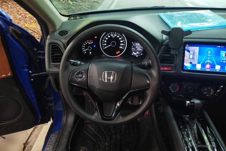 Used Honda Vezel 2015 1.5L CVT two-wheel drive Comfort trim
