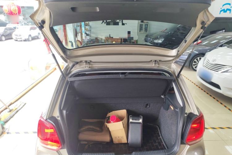 Used Volkswagen Polo 2016 1.4L Cross Polo Automatic