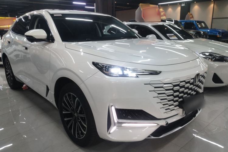 Used Changan UNI-K 2023 2.0T Two-Wheel Drive Enjoyment Version