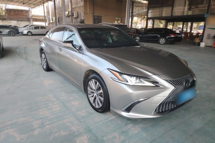 Used Lexus ES 2020 200 Excellence Edition