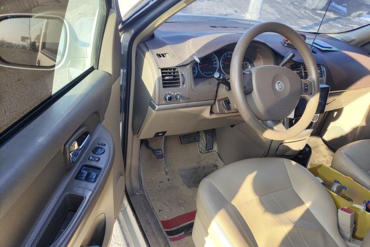 Used Buick GL8 2013 2.4L Classic Edition
