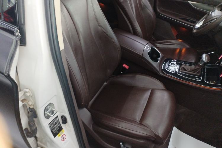 Used Leopaard Mattu 2018 1.6T GDI DCT Prestige Model Right Front Seat