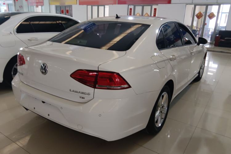 Used Volkswagen Lamando 2015 230TSI DSG Fashion Edition
