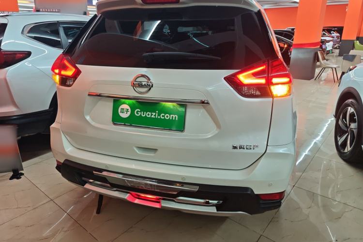 Used Nissan X-Trail 2023 Classic 2.0L Two-Wheel Drive Smart Connect & Comfort Edition