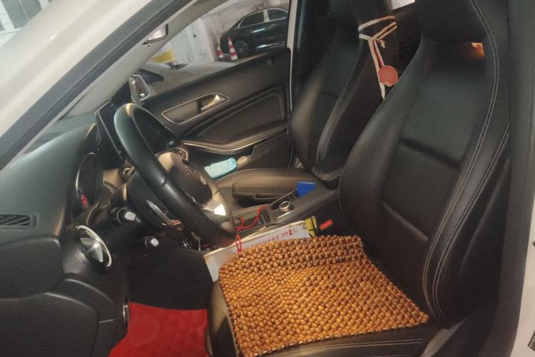 Used Mercedes-Benz GLA 2018 GLA 200 Sport Edition Left Front Seat