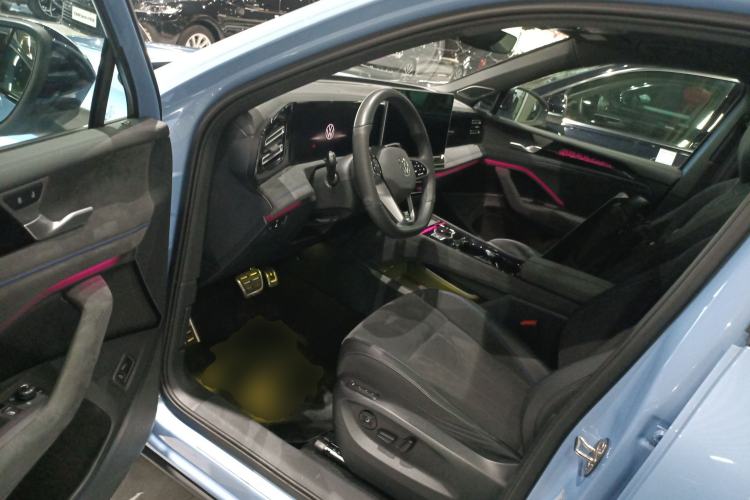 Used Volkswagen Tiguan L 2024 PRO 380TSI Four-Wheel Drive R-Line Prestige Edition Driver Seat