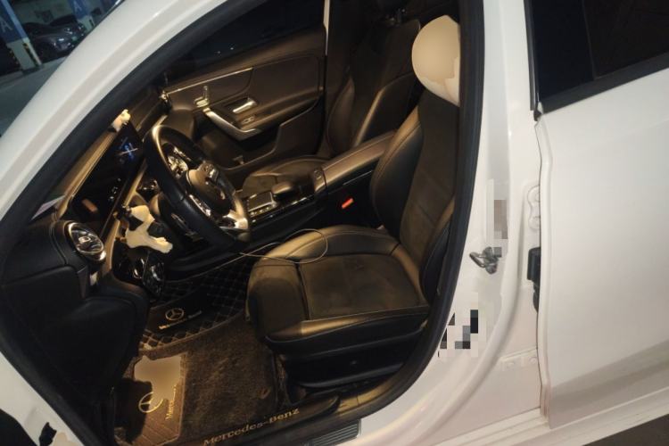 Used Mercedes-Benz A-Class 2020 Restyled A 200 L Sport Sedan Fashion Version
