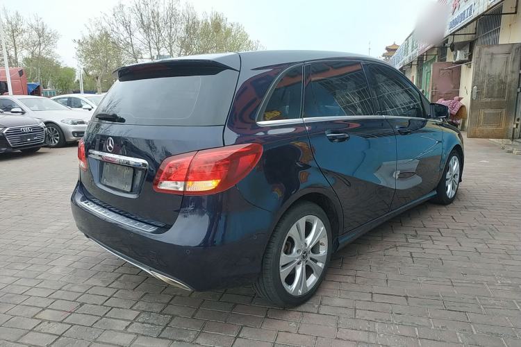 Used Mercedes-Benz B-Class 2018 B 200 Sport Edition
