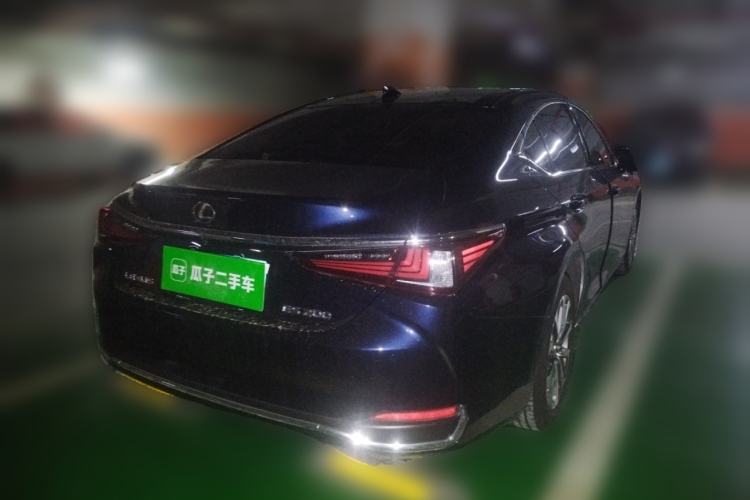 Used Lexus ES 2023 200 Excellence Edition