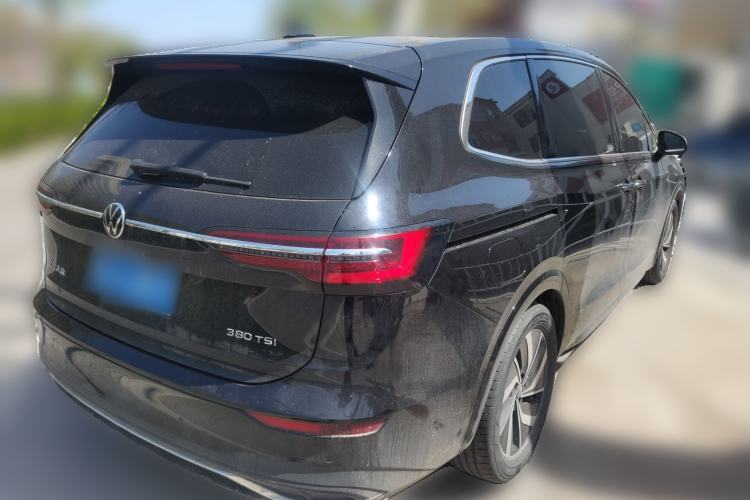 Used Volkswagen Viloran 2023 380TSI Luxury Edition Rear Right 45 Deg