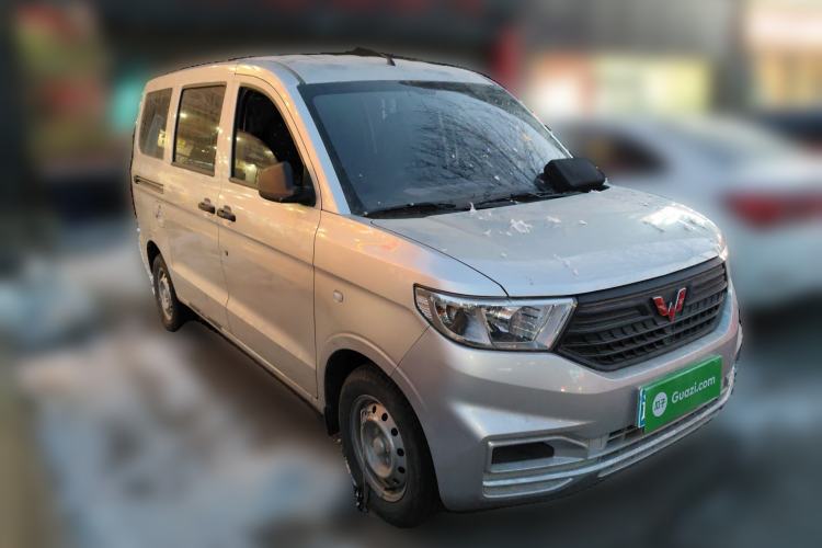 Used Wuling Hongguang V 2022 1.5L Jingqu Version Hydraulic Power Steering LAR