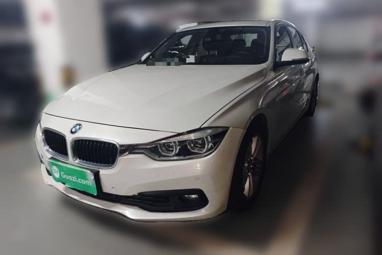Used BMW 3 Series 2016 320i Fashion Model Guazi used car, China used car export, Used car for sale, Used cars, Cheapest cars for sale
