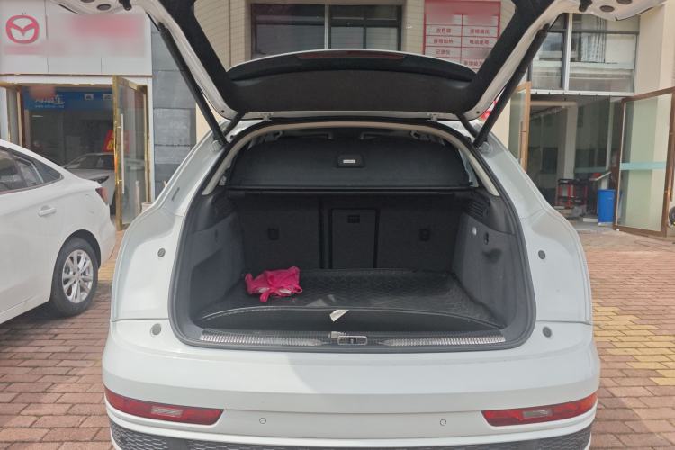 Used Audi Q3 2018 30 TFSI Fashion Edition Collector's Version Trunk