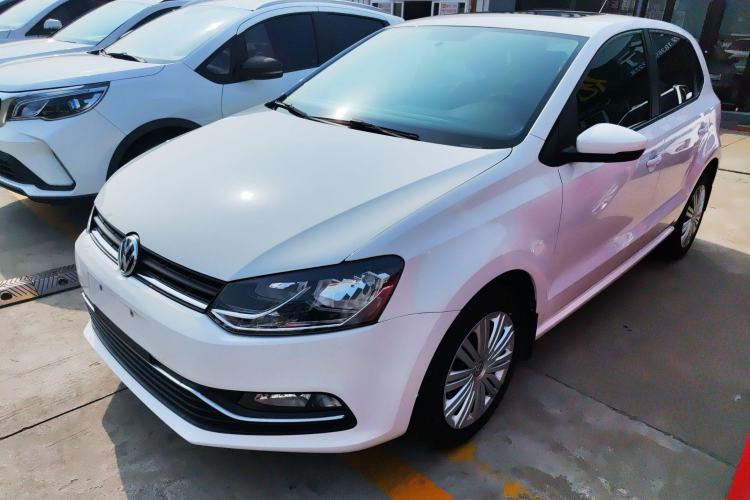 Used Volkswagen Polo 2016 1.6L Automatic Comfort Model