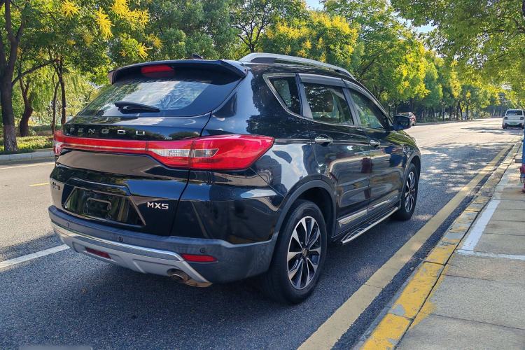 Used Dongfeng Fengdu MX5 2016 2.0L Automatic Flagship Edition
