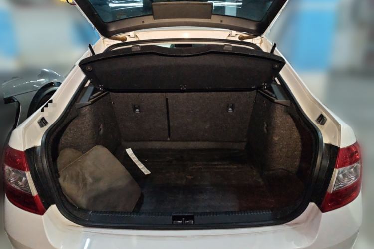 Used Skoda Octavia 2016 1.6L Automatic Smart Drive Edition
