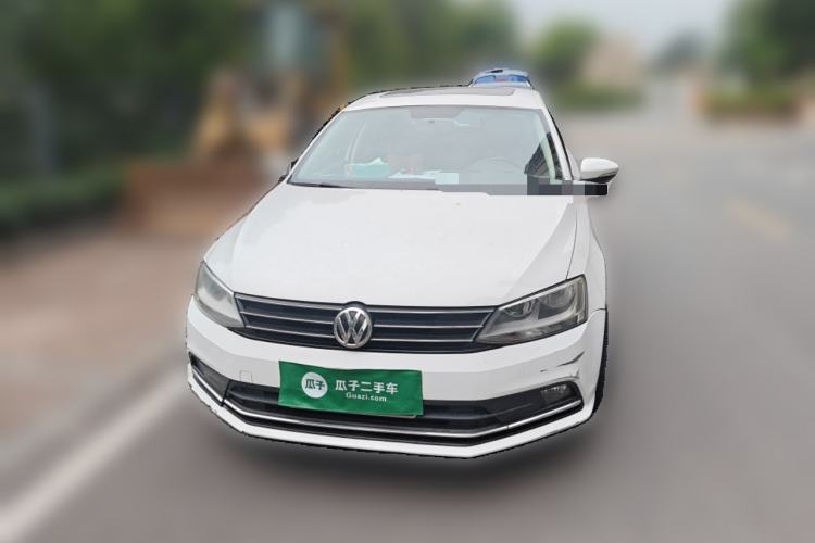 Used Volkswagen Sagitar 2017 230TSI Automatic Comfort Version Front