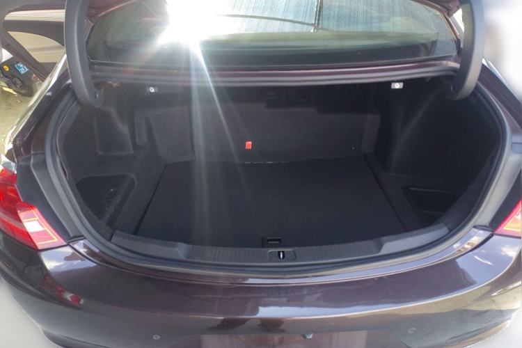 Used Buick LaCrosse 2016 30H Luxury Version
