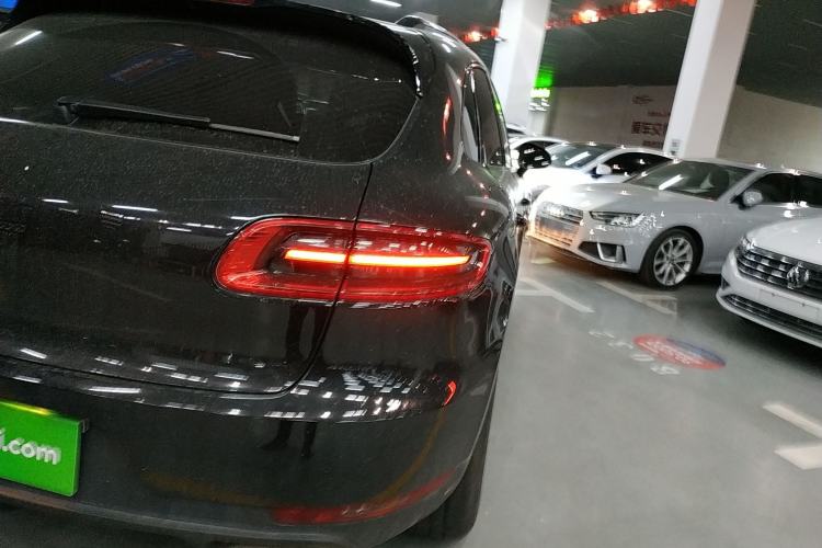 Used Porsche Macan 2017 Macan 2.0T