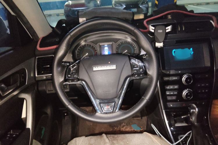 Used Haval H2 2017 Red-Label 1.5T Automatic Two-Wheel Drive Luxury Model Steering Wheel