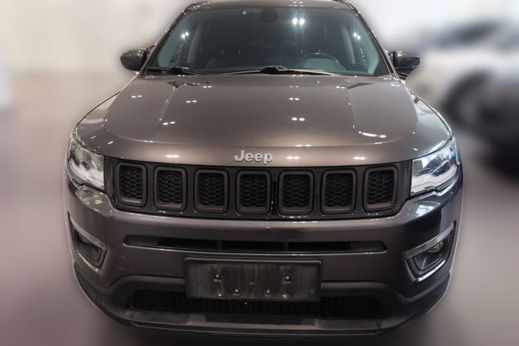 Used Jeep Compass 2017 200T Automatic Family Edition
