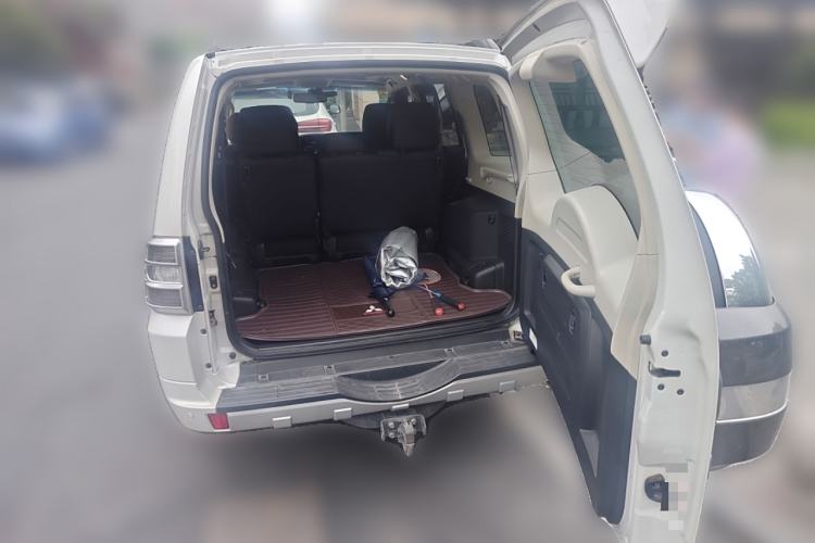 Used Mitsubishi Pajero 2018 3.0L Automatic Prestige Edition
