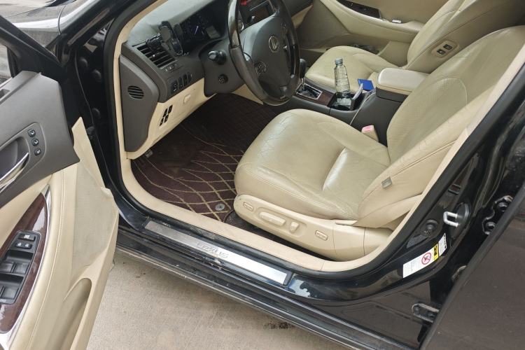 Used Lexus ES 2010 240 Luxury Edition Driver Seat