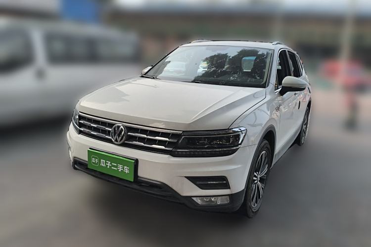 Used Volkswagen Tiguan L 2018 380TSI Automatic All-Wheel Drive Luxury Edition
