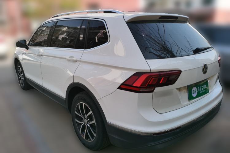 Used Volkswagen Tiguan L 2018 330TSI Automatic Two-Wheel Drive Luxury Edition Rear Left 45 Deg