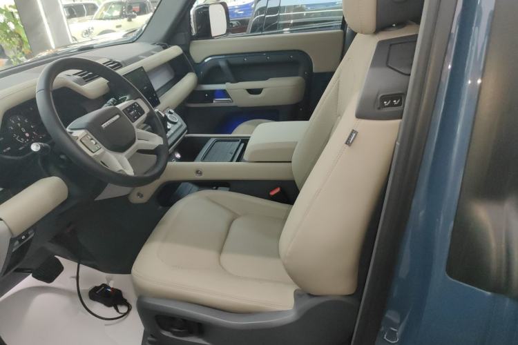 Used Land Rover Defender 2024 90 3.0T P400 HSE
