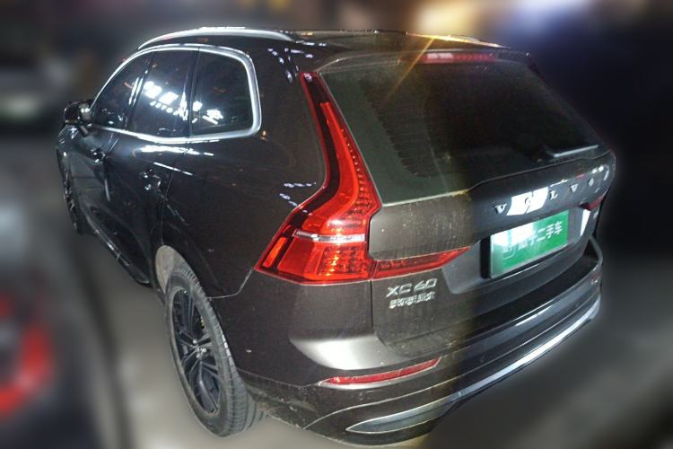 Used Volvo XC60 2022 B5 4x4 Smart Luxury Edition