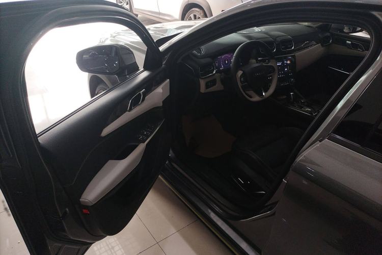 Used Lynk & Co 02 2022 2.0T DCT Shine Plus