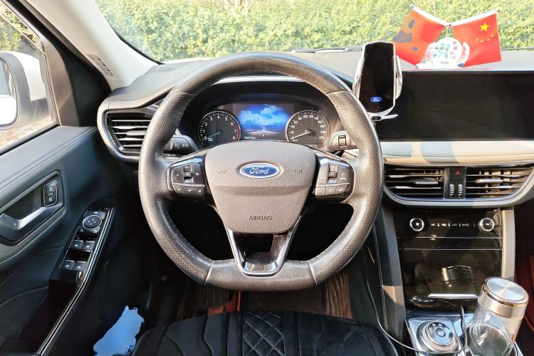 Used Ford Escape 2020 EcoBoost 245 Four-Wheel Drive Titanium Edition