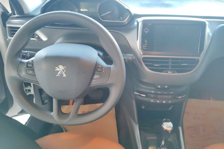 Used Peugeot 2008 2014 1.6L Automatic Fashion Edition