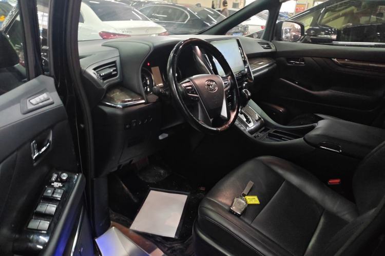 Used Toyota Vellfire 2021 Crown Dual-Engine 2.5L HV Prestige Edition