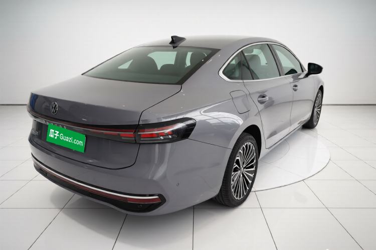 Used Volkswagen Passat 2025 Pro 380TSI Dragon Supreme Edition Rear Right 45 Deg