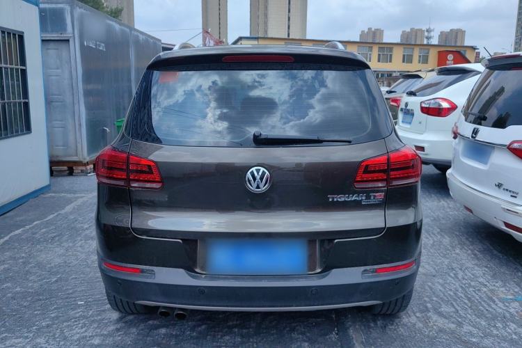 Used Volkswagen Tiguan L 2015 1.8TSI Automatic All-Wheel-Drive Luxury Model